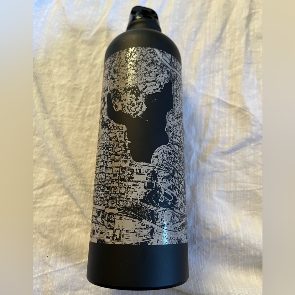 NWT: Oaklandish aluminum water bottle - Picture 5 of 6